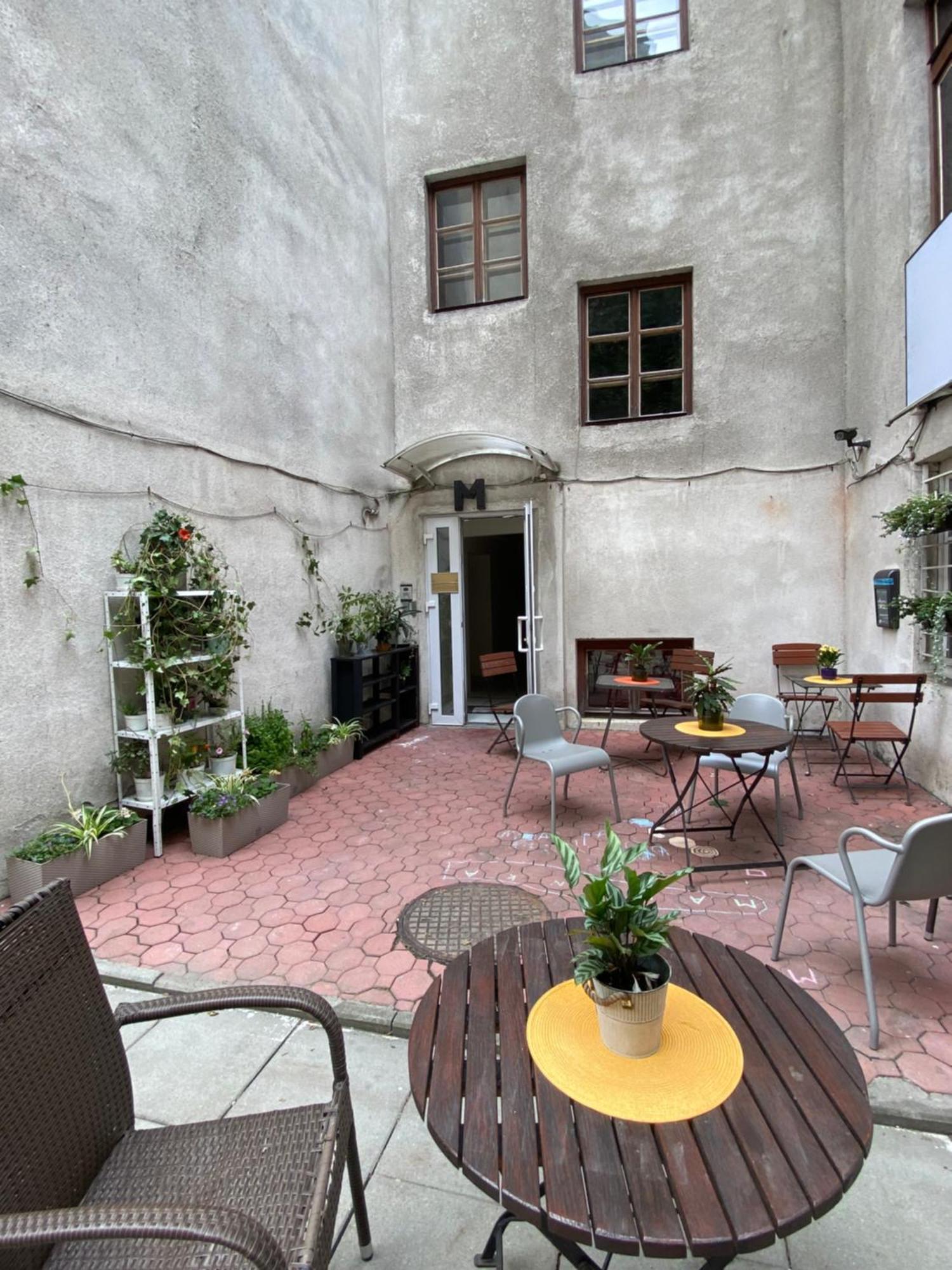 Art Inn Space Kraków Eksteriør billede